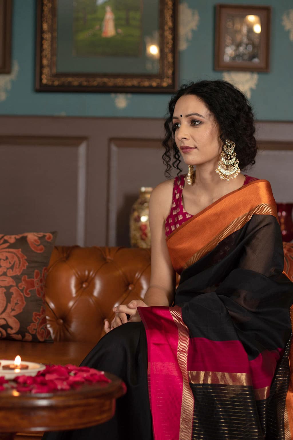 Kohl Black Maheshwari Silk Cotton Handloom Saree With Orange & Rani Pink Border